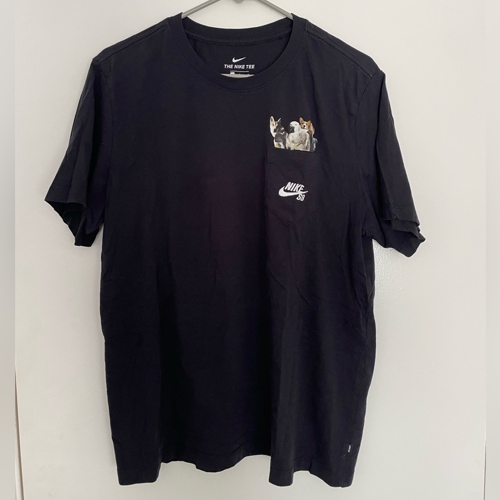 Nike sb French bulldog t shirt limited release.